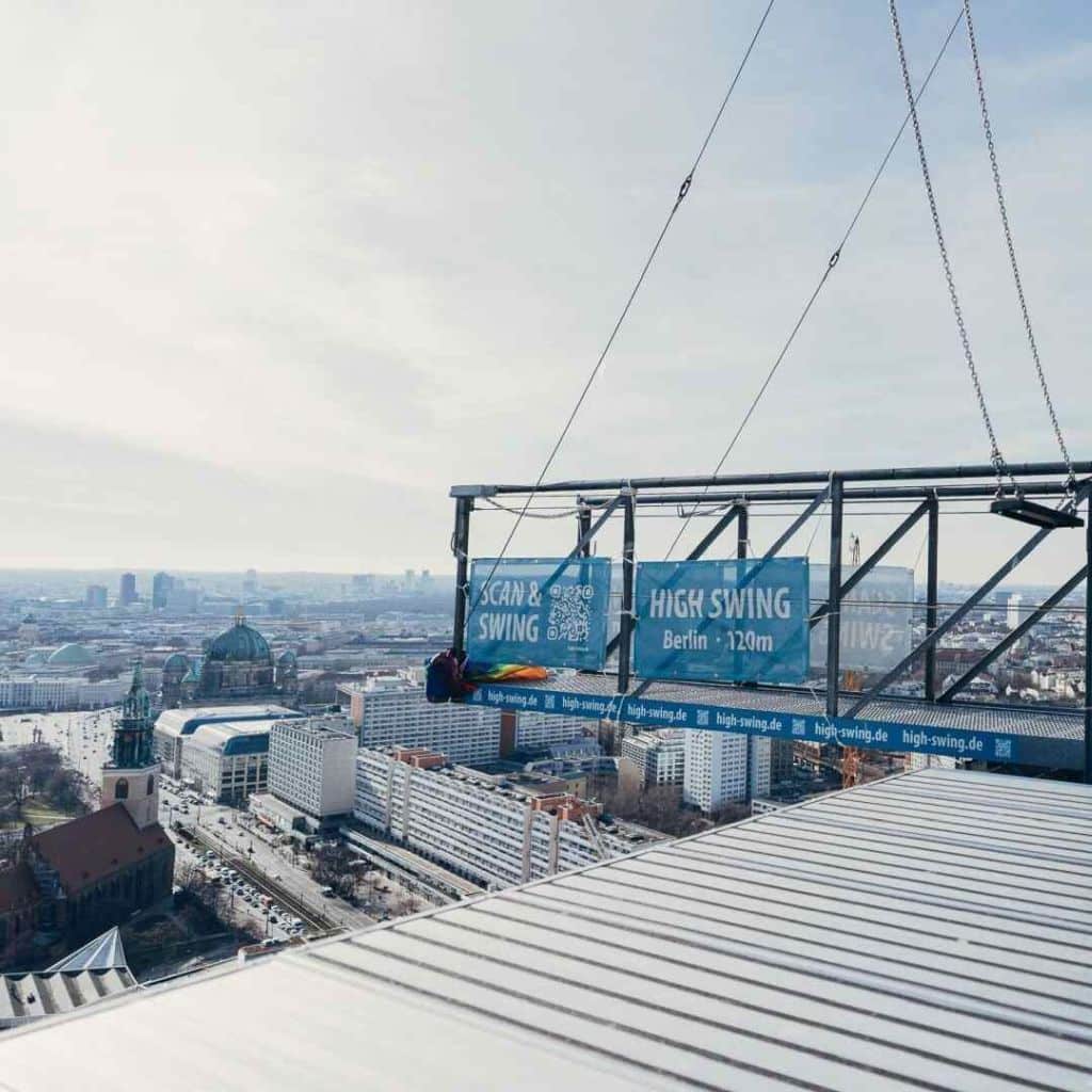 Sky Walk Berlin_Park Inn by Radisson Berlin Alexanderplatz