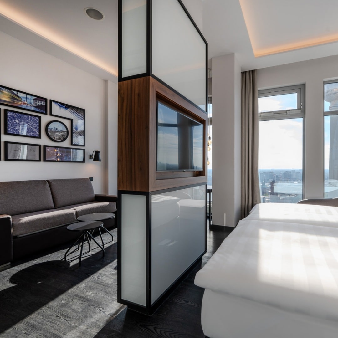 Park Inn by Radisson Hotel Berlin Alexanderplatz 12 SKY SUITE 2